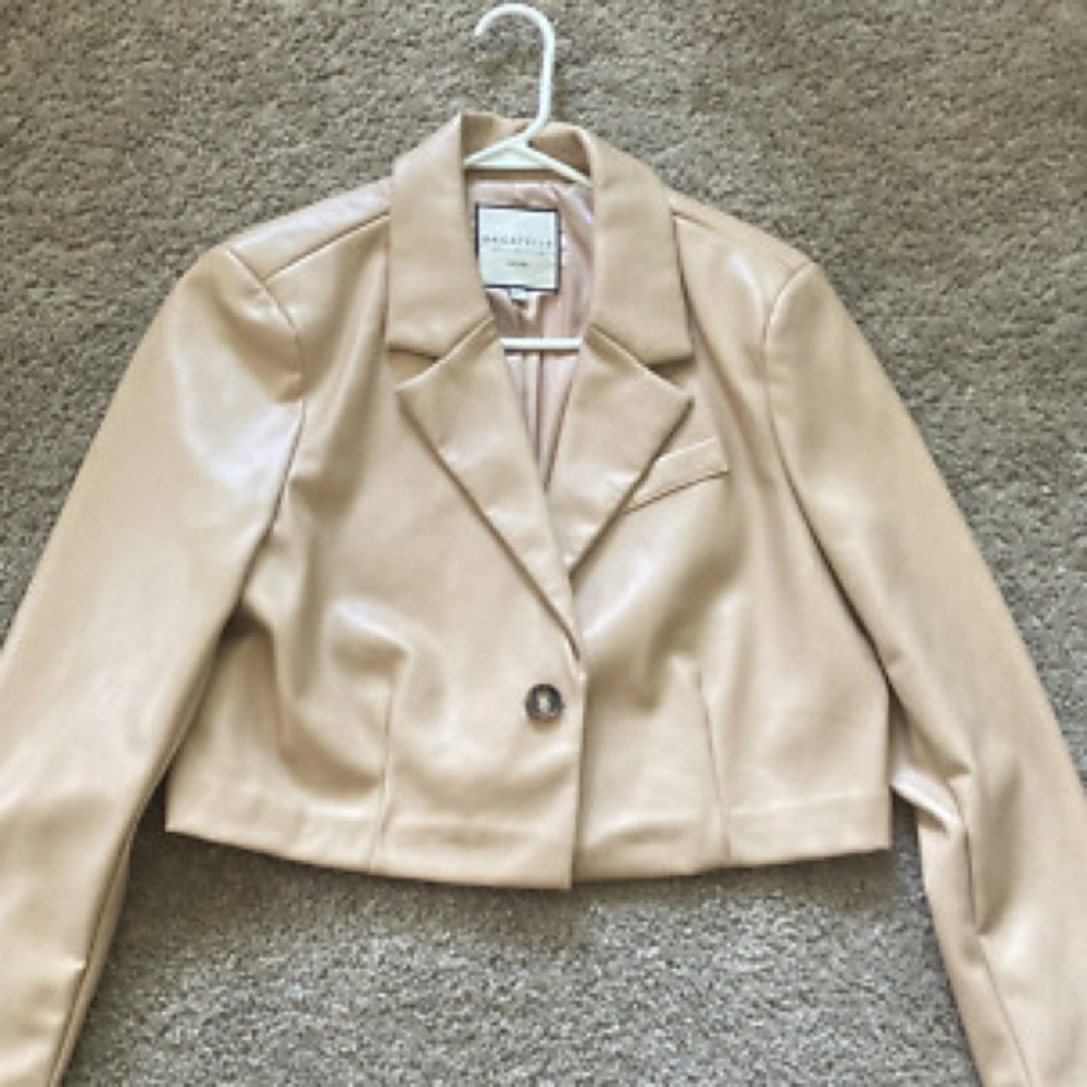 Bagatelle Tan Blazer Structured Shoulders Notched Lapels